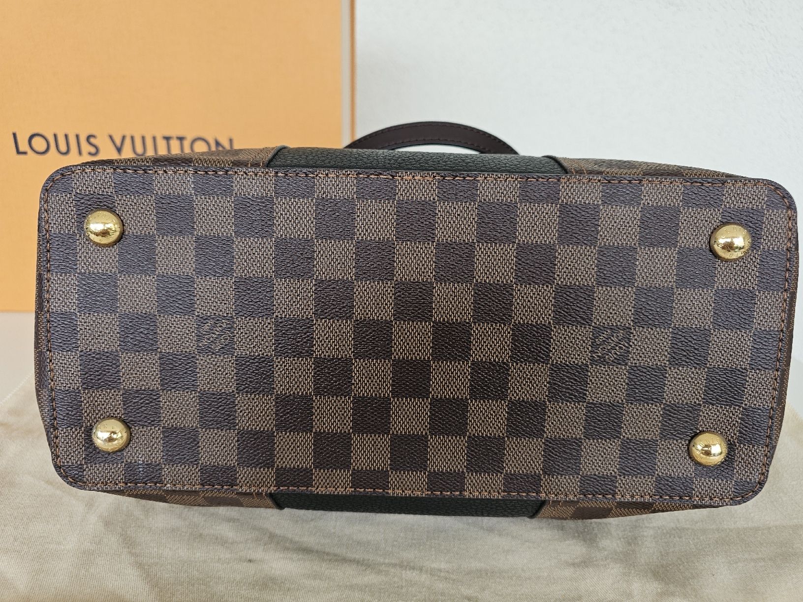 Louis Vuitton Borse da donna: Louis Vuitton Jersey Tote Damier Ebene – Nuovo (secondo la descrizione) da Dottikon venduto da Chicca_73 3