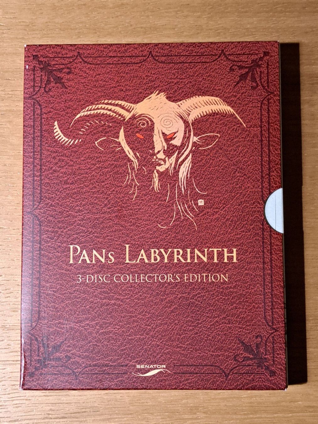 Tutti i DVDs: DVD PANs LABYRINTH, 3-Disc Collector's Edition – Usato da Unterseen venduto da Kanica