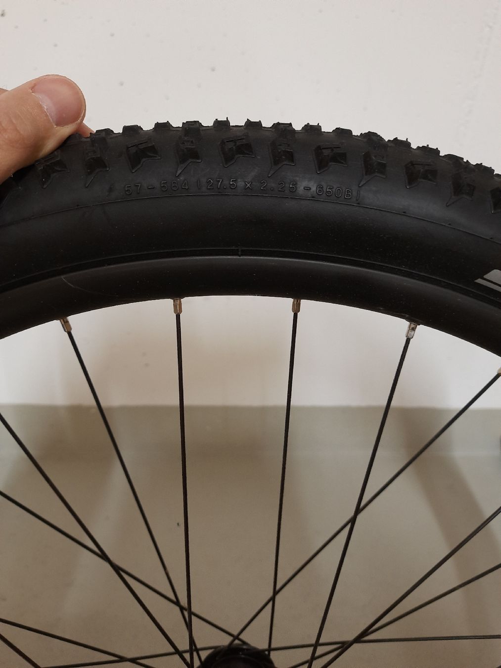 Schwalbe Pneus & Kompletträder: MTB komplett Rad Schwalbe 27.5x2.25 – Neu (gemäss Beschreibung) aus Aarau von ste_w5yp 5
