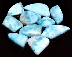 Mineralien Set L-4207– 10 Stk. Larimar Cabochon - 192 Karat