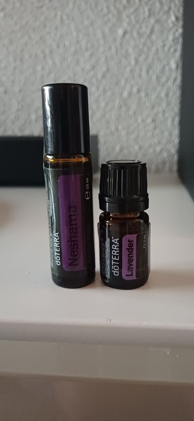 Doterra Oli essenziali: dōTERRA ätherische Öle "Neshama" & "Lavender" – Nuovo e nell'imballaggio originale da Riniken venduto da Lessy-