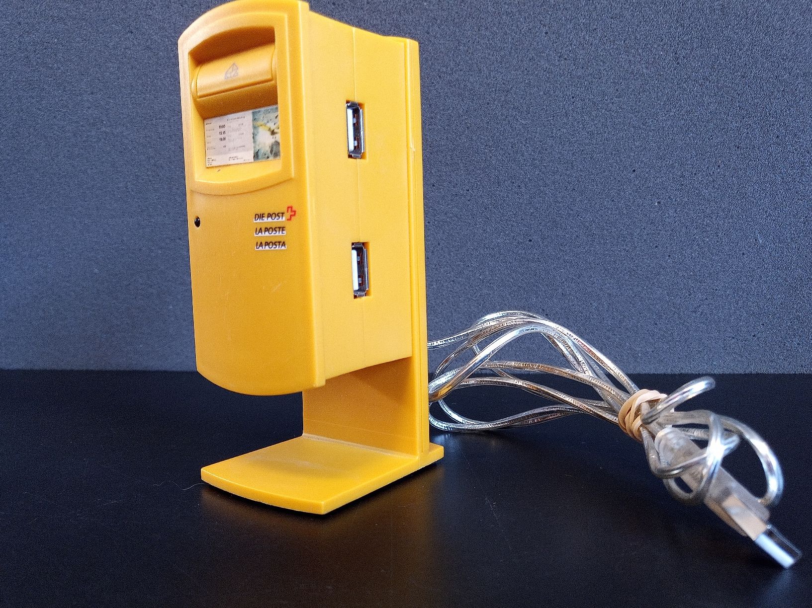 Ladegeräte: Die Post Briefkasten USB Ladestation - 4er USB Ladestation – Gebraucht aus Reiden von Zofi-Brocki 1