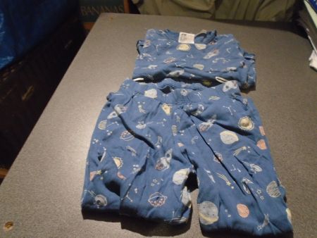 Pyjama Grösse 92, H&M, blau/Weltall