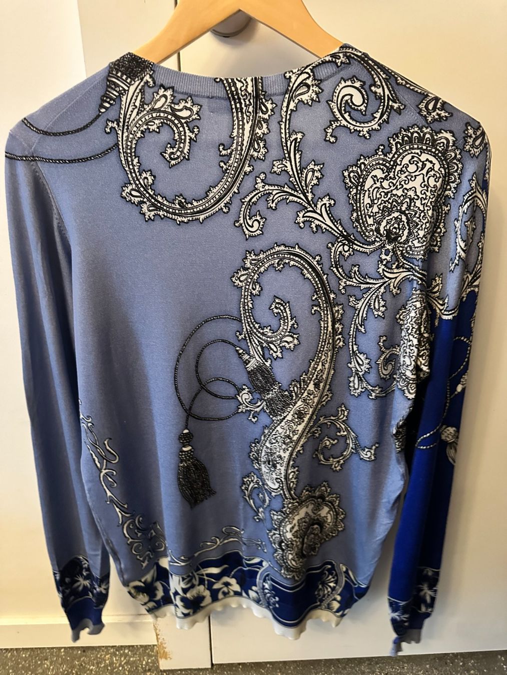 Etro Maglioni & Felpe: Wunderschöner Neu ETRO-Seidenpullover 854 CHF Pull en soie – Nuovo e nell'imballaggio originale da Genève venduto da Mycollection 6