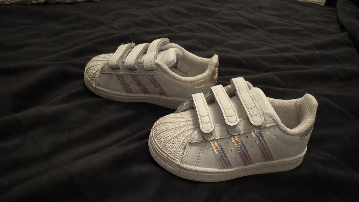 Adidas Scarpe per ragazze: Adidas shoes – Usato da Dietikon venduto da sar_f87k 2