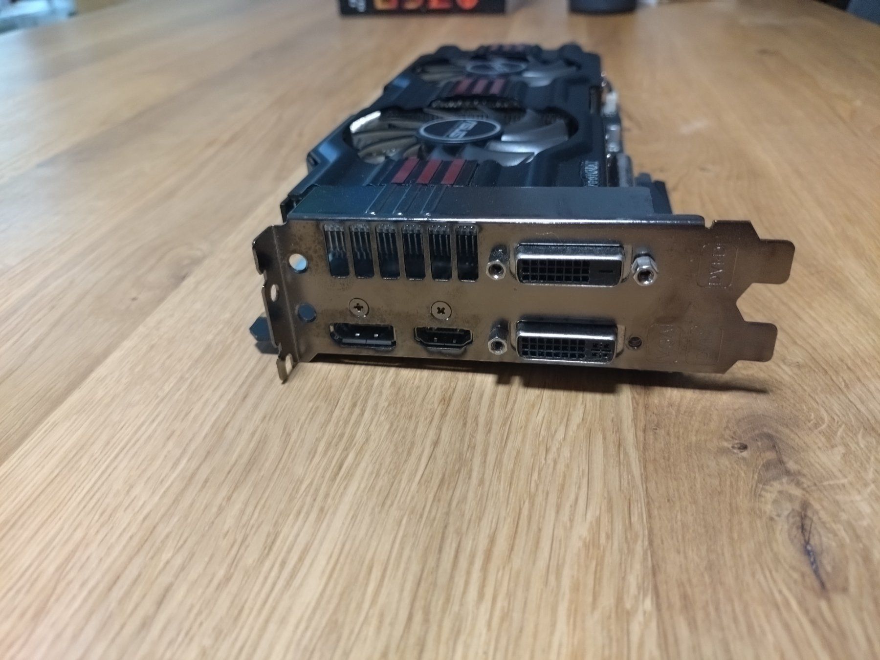 Asus Grafikkarten: ASUS Geforce GTX 770 DirectCU II - gebraucht – Gebraucht aus Rüti ZH von rom_66jj 2