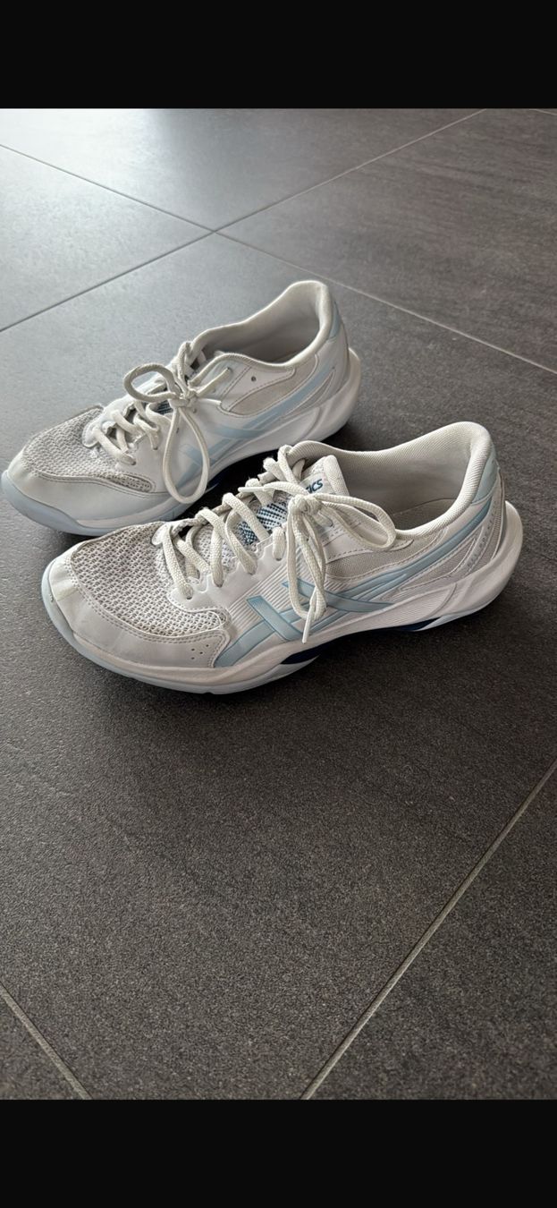 Asics Scarpe da uomo: Asics Turnschuh – Usato da Unterseen venduto da Zurbi