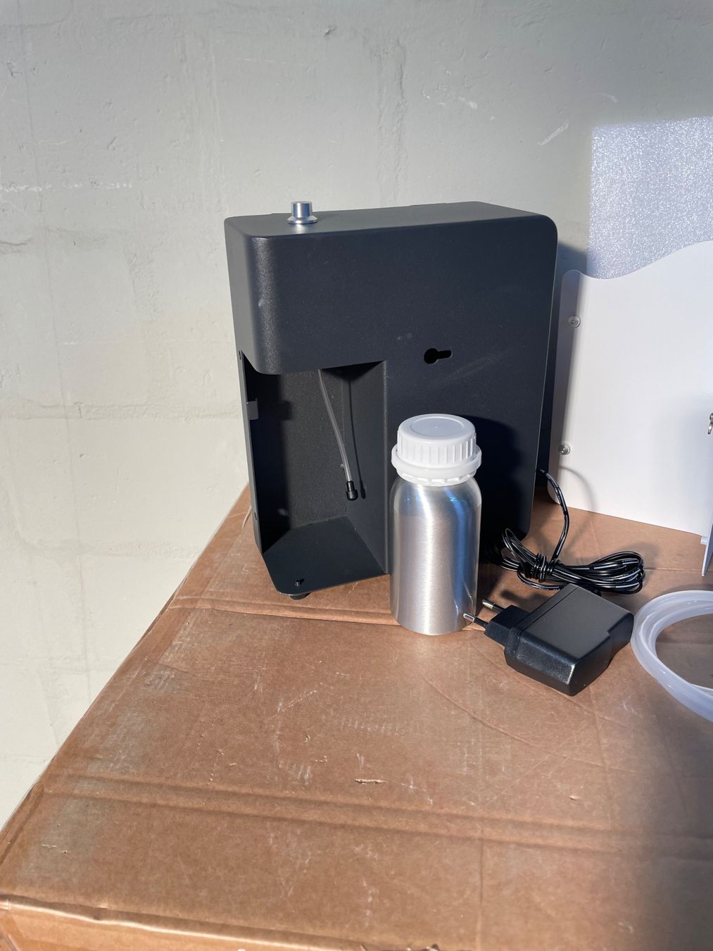 Diffuseurs: Raumduft Diffuser elektrisch, Neu und originalverpackt – Neuf avec emballage d'origine à Langendorf par zloker 2