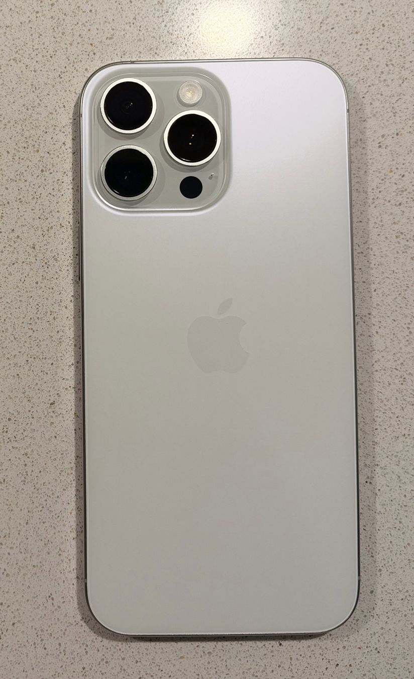 Apple Telefoni cellulari / Smartphones: Apple iPhone 16 Pro Max | Near Perfect Condition – Usato da Zürich venduto da tmb90tmb90 3