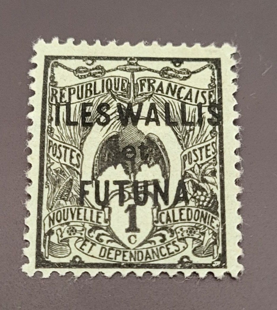 Tous les timbres: Wallis & Futuna 1920 briefmarke – D'occasion à St Gallen par Stampsalshobby