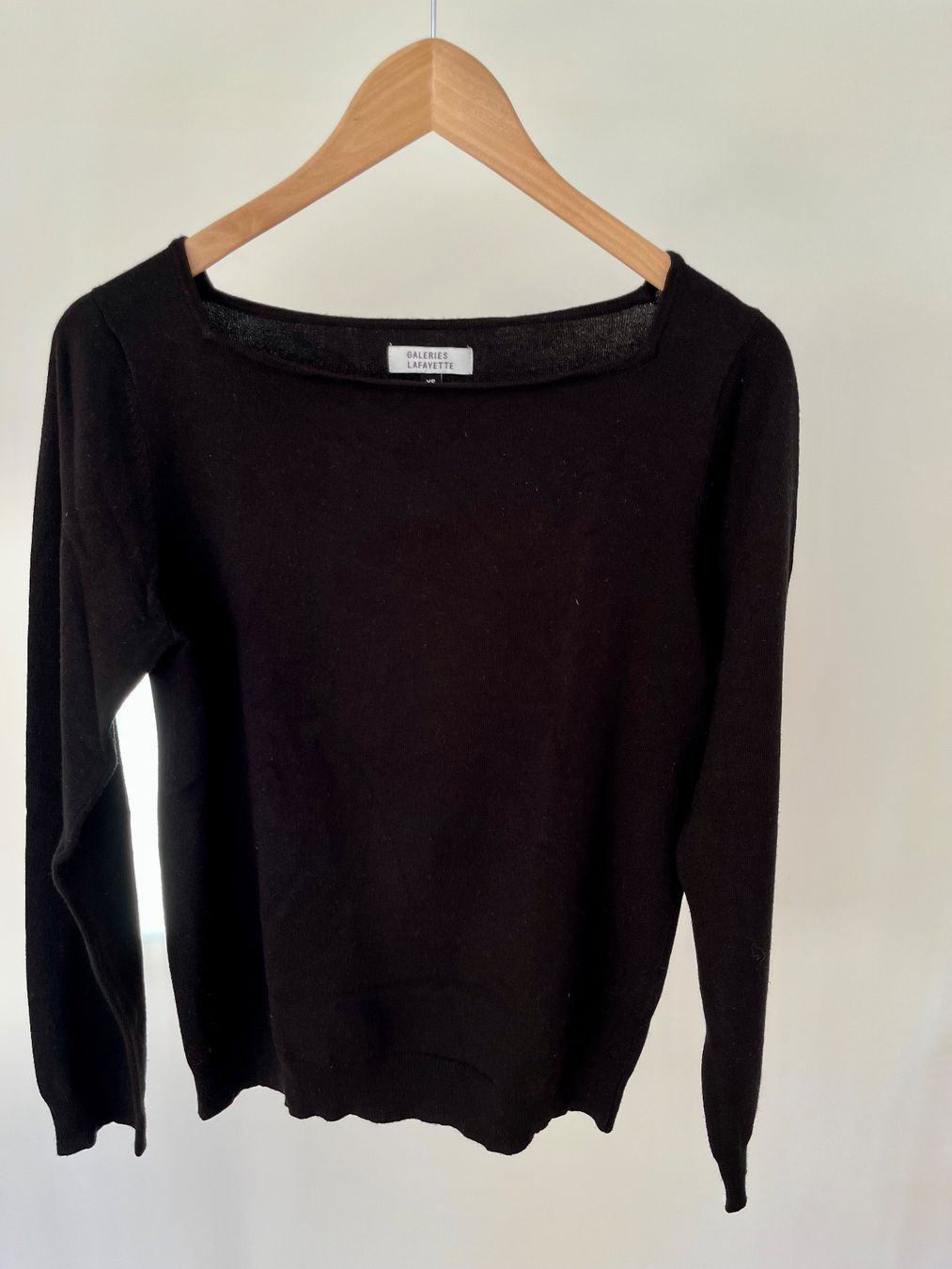 Maglioni & Felpe: Schwarzer Pullover von Galeries Lafayette, Grösse XS! – Nuovo (secondo la descrizione) da Scharans venduto da Weltkind