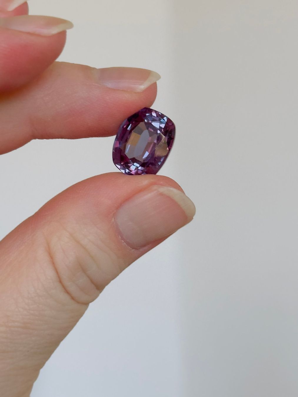 Edelsteine: 10.95 Ct Color Change Certified – Neu und originalverpackt aus Genève von AWWA 4