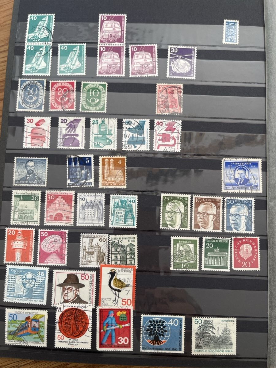 Tous les timbres: Briefmarken Album, div. Länder – D'occasion à Sursee par abcdxyz 7