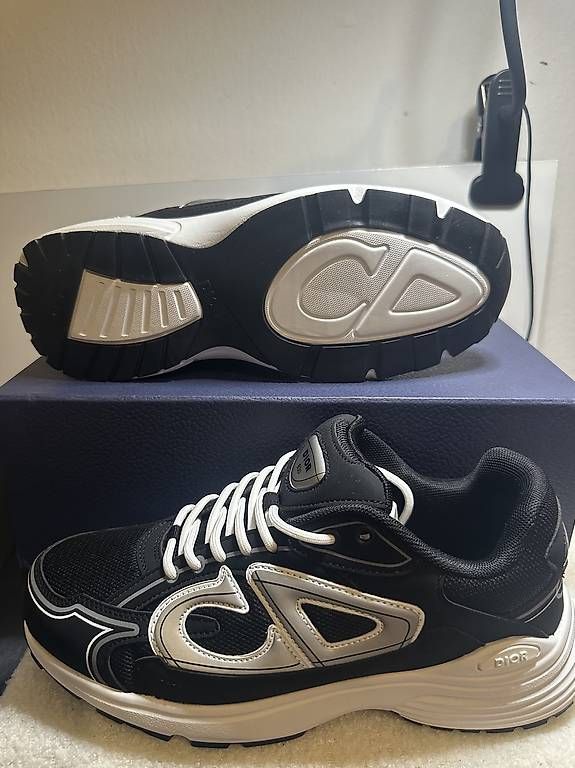 Scarpe da uomo: Dior B30 (gr.43 – Usato da Urdorf venduto da Rafael.54 2