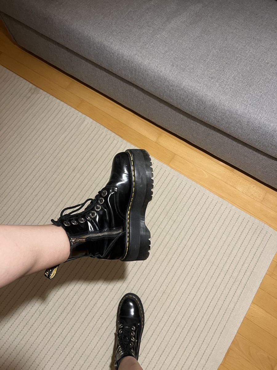Dr. Martens Scarpe da donna: dr martens jadon max plateau – Usato da Pfäffikon SZ venduto da str_s55r 2