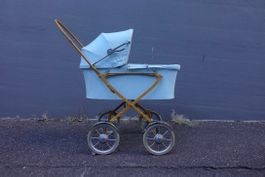 Antiker Puppenwagen