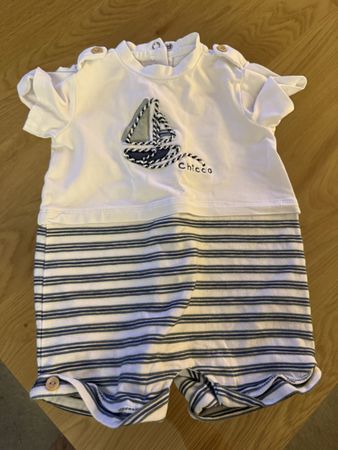Chicco Baby Strampler weiss blau gestreift Grösse 62