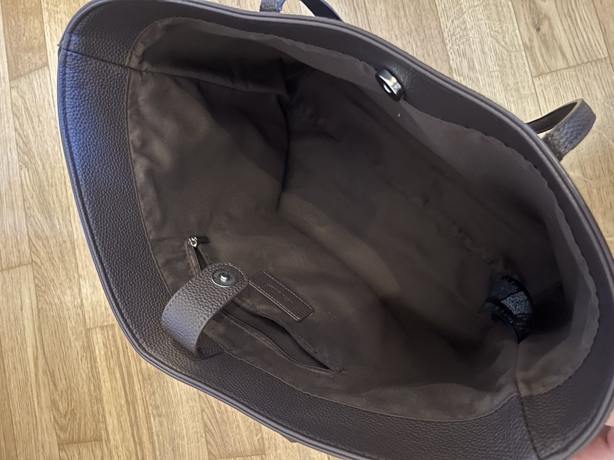 Taschen für Damen: Dunkelbraune Handtasche – Gebraucht aus Zürich von alessia_3883 1