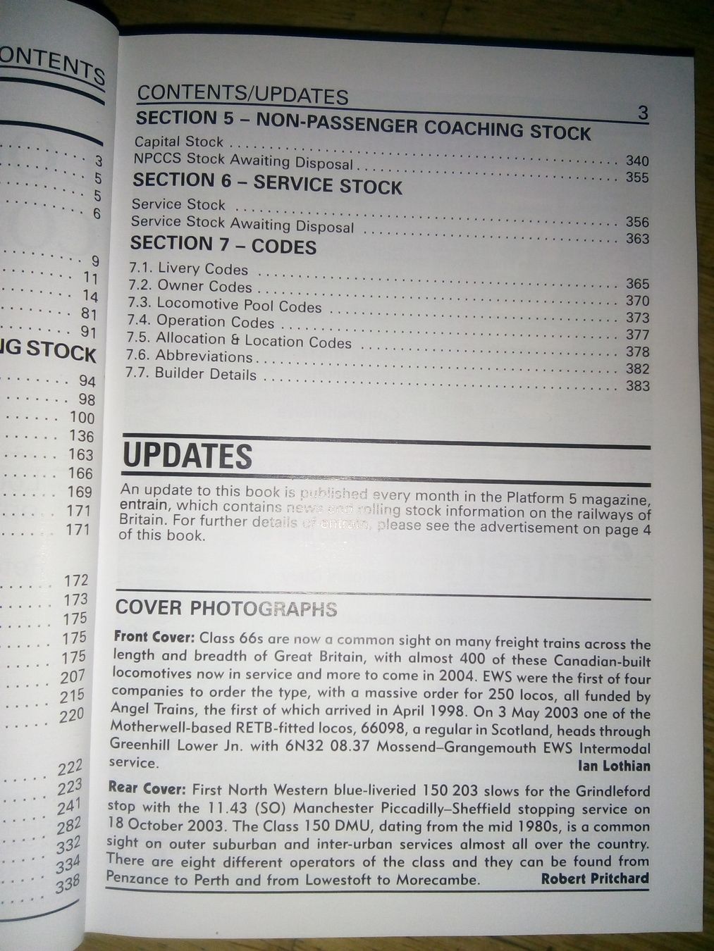 Bücher: Britisch Railways - Locomotives Coaching Stock 2004    eng. – Gebraucht aus St. Gallen von elk2020 3