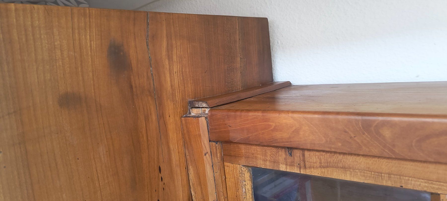 Armadi: Biedermeier-Aufsatzvitrinenschrank – Usato da schaffhausen venduto da walu 2