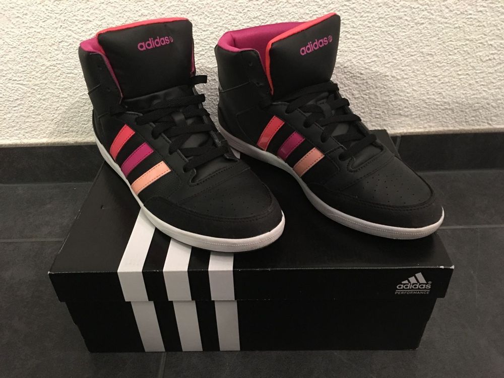 Damen cheap adidas neo