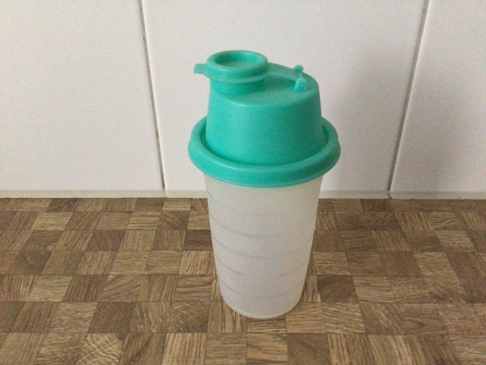 Tupperware Shaker Kaufen auf Ricardo