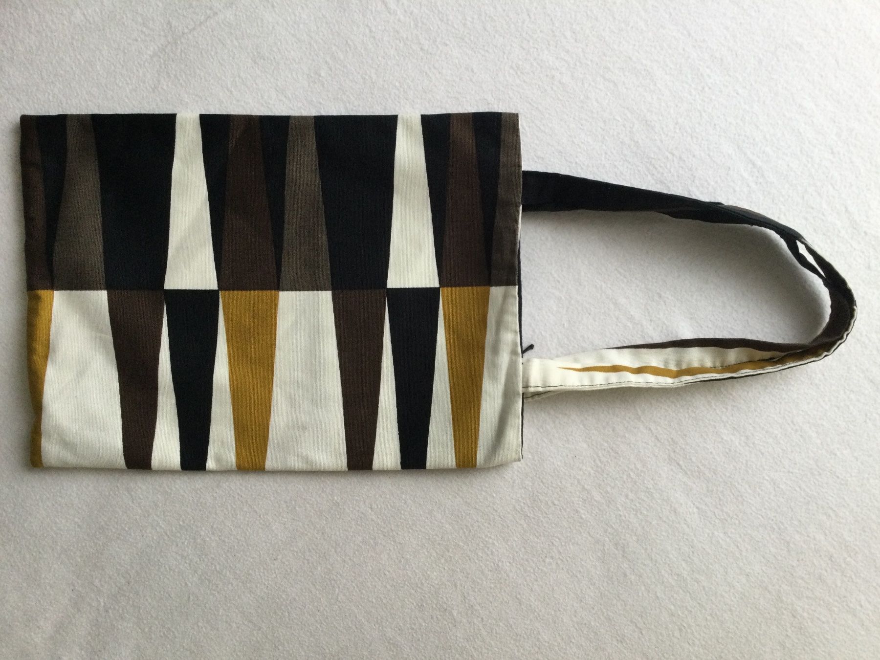 Borse da donna: Réversible Tasche aus Stoff – Nuovo (secondo la descrizione) da Zürich venduto da Janakpur 1