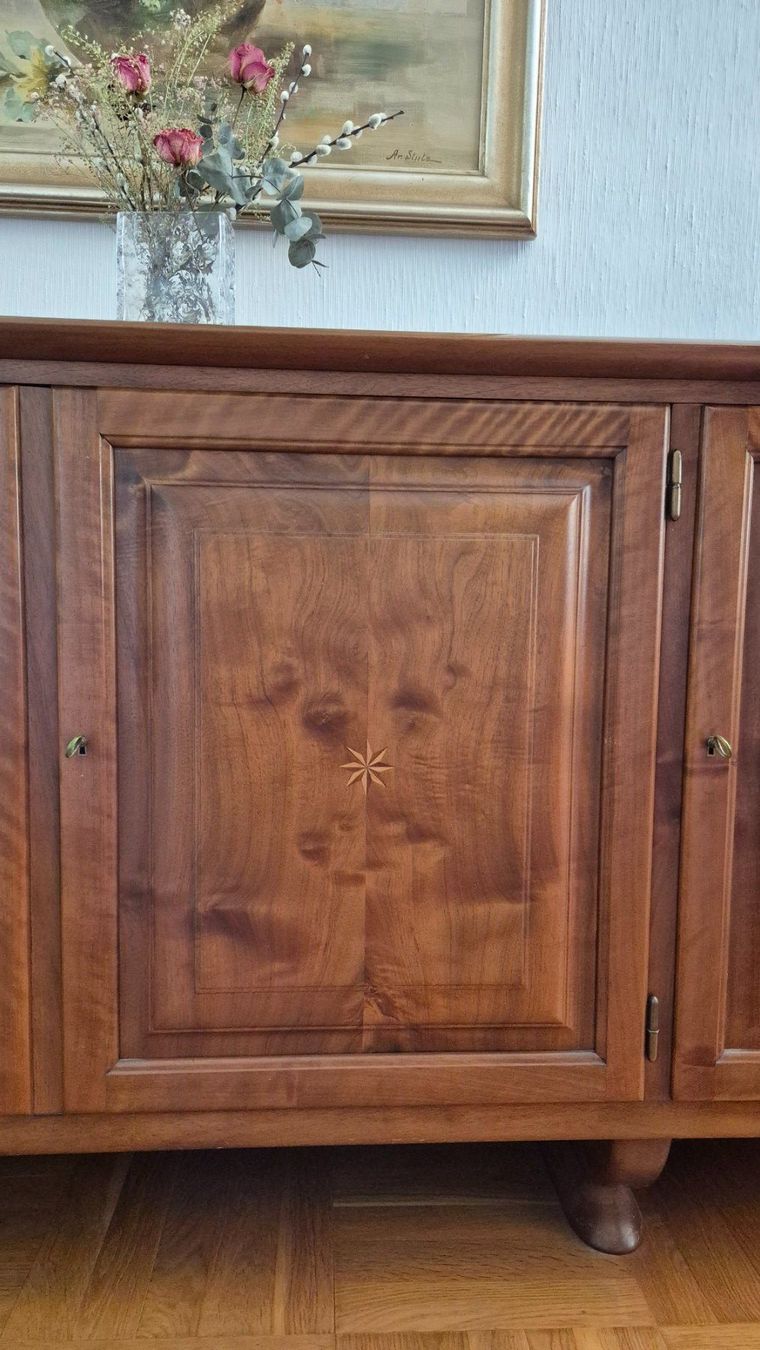 Buffets: Antikes Nussbaum Buffet ca. 100 Jährig – D'occasion à Neftenbach par Nefti 4