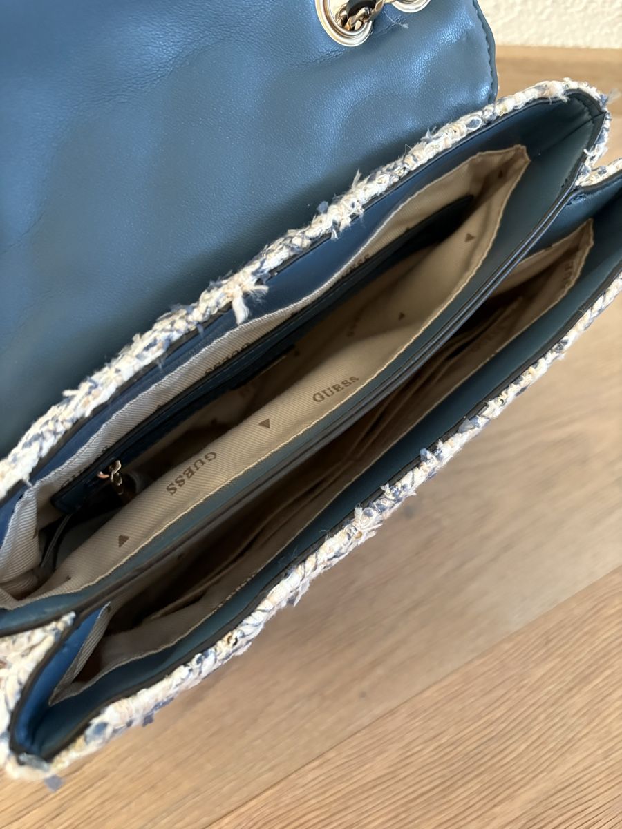 Guess Sacs femmes: Guess Sammlung – D'occasion à Urtenen-Schönbühl par Nastassja1306 3
