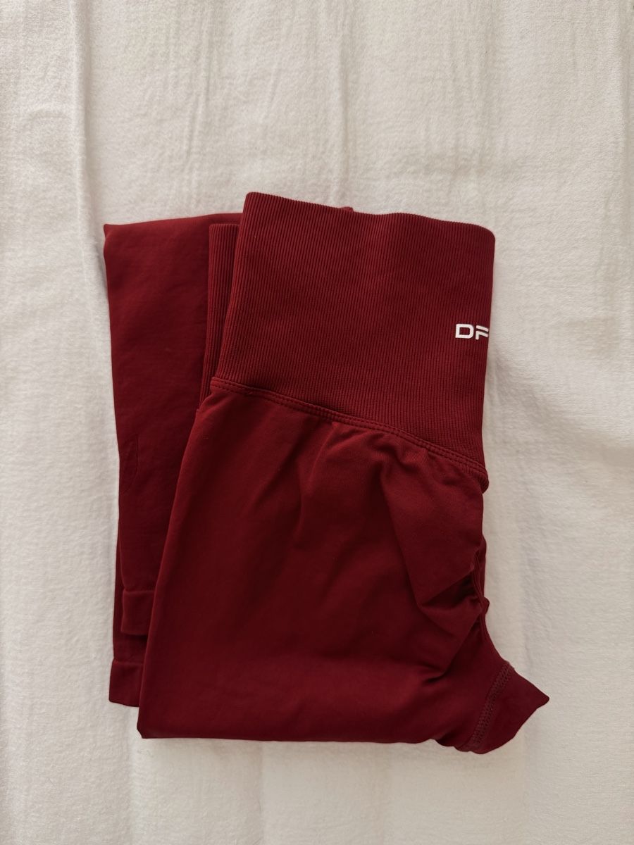 DFYNE Leggings: Dfyne Lanyi Leggings – Nuovo (secondo la descrizione) da Altbüron venduto da rah_pz8s 3