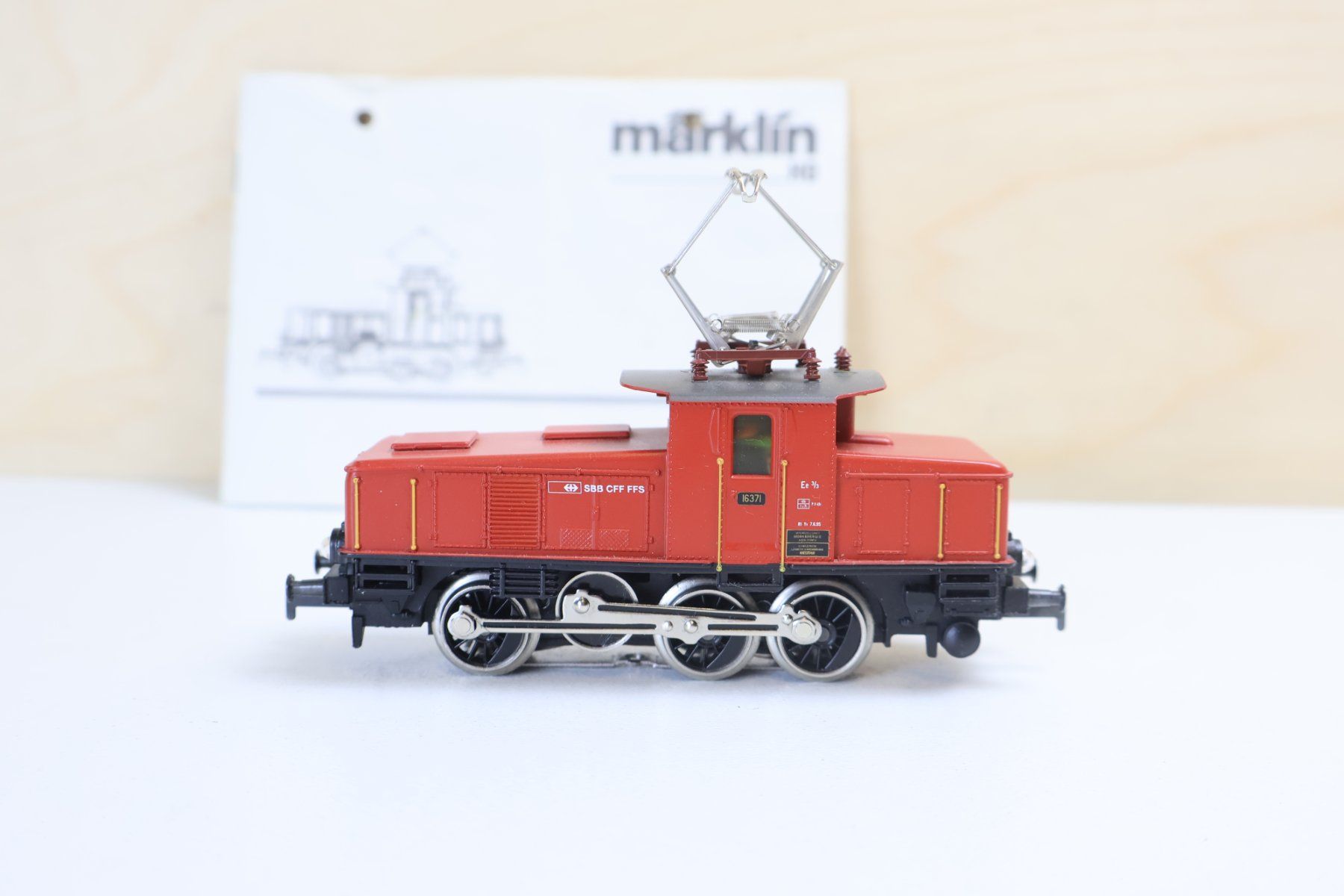 Märklin Modellini di ferrovie: Märklin SBB Ee 3/3 Rangier E-Lok - Digital H0 – Usato da Winterthur venduto da Monstera 1