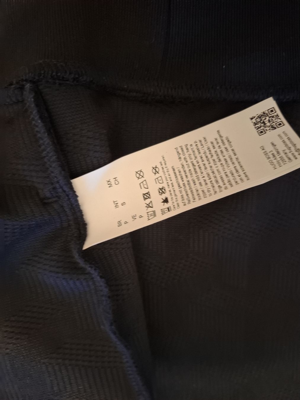 Hugo Boss Giacche: BOSS + KENZO - veste et pull Taille S – Nuovo (secondo la descrizione) da Le Locle venduto da QualiteExpress 3