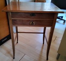 Vintage - Näh-/Beistelltischchen mit Schubladen