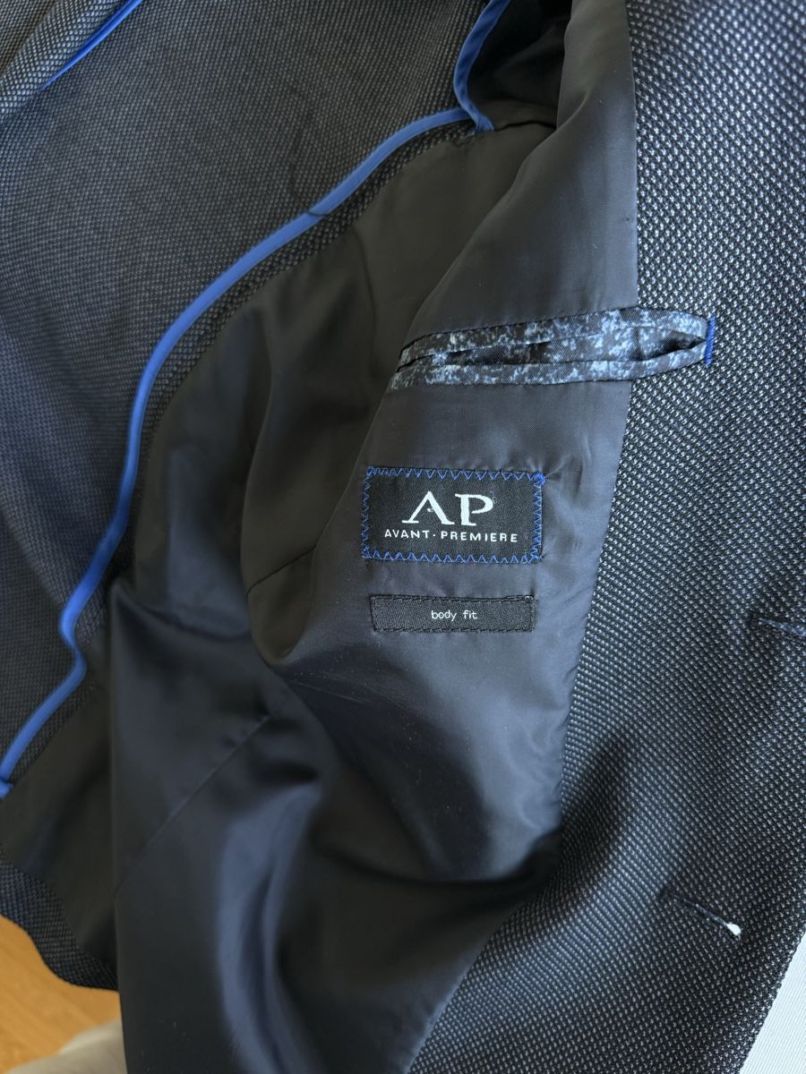 Giacche: NEU Blazer AP Slim Grösse S/M Blau – Nuovo e nell'imballaggio originale da Zug venduto da MC2CC 2