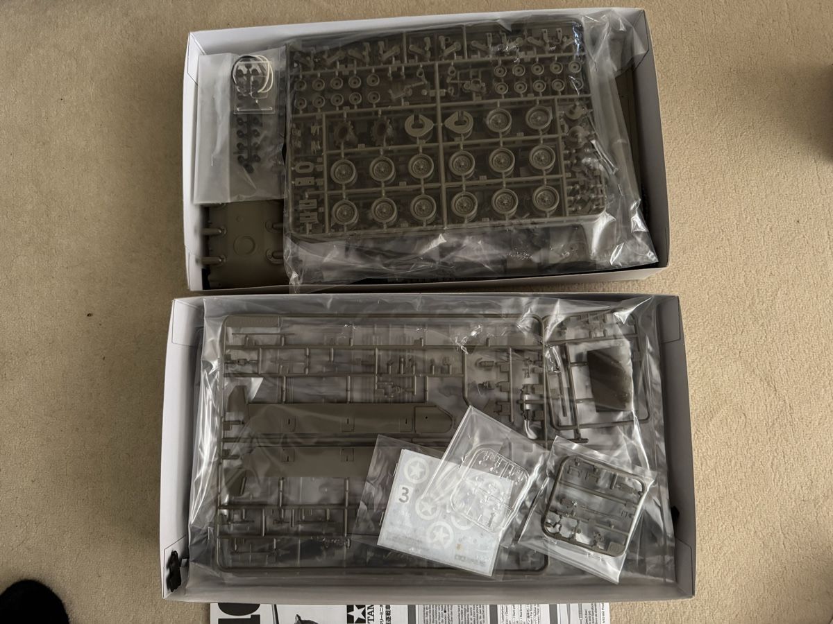 Tamiya Kit di modellismo & Modellini statici: Tamiya 1/35 Panzer m10 und Patton – Nuovo e nell'imballaggio originale da Sissach venduto da D.Siech 1