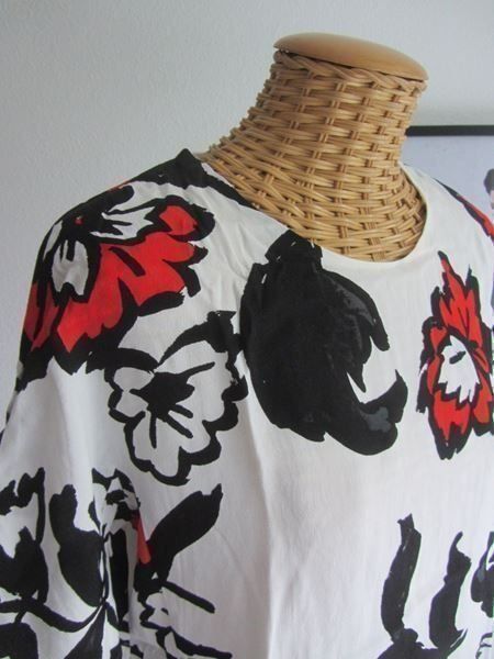 Mango T-shirt: MANGO - Oberteil weiss gemustert M – Usato da Zürich venduto da Diazaio 2