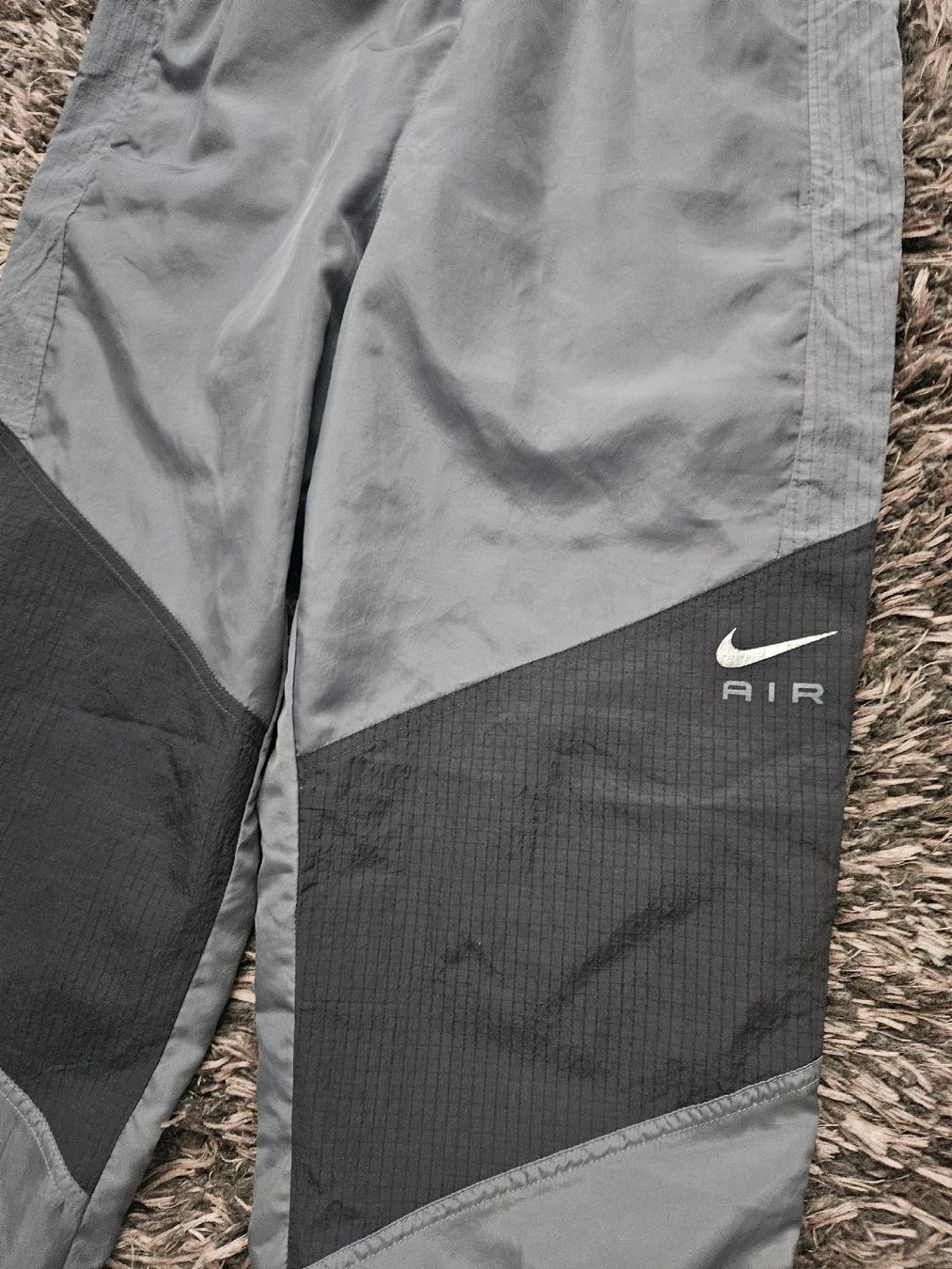 Nike Pantaloni: Nike Air Hose Gr.M – Nuovo (secondo la descrizione) da Emmenbrücke venduto da TopGato 1
