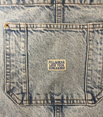 Latzkleid Denim hell Grösse M Zustand gebraucht