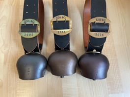 3 Schaf TreichelnVarbone Premana Grösse 5 mit Lederriemen