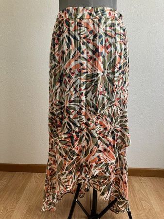 Jupe asymétrique imprimé feuilles T M Trend