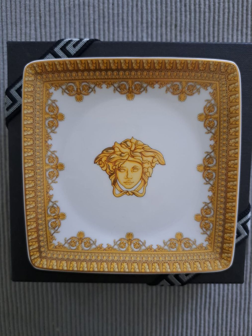 Piatti: schönes Schälchen von VERSACE Baroque Bianco – Nuovo e nell'imballaggio originale da Neuhausen am Rheinfall venduto da mariess 1