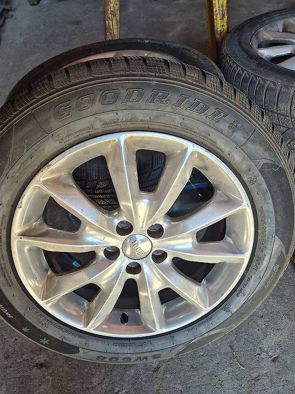 Cerchioni: 4 jantes Jeep Cherokee – Usato da La Chaux-Cossonay venduto da Lefred5 1