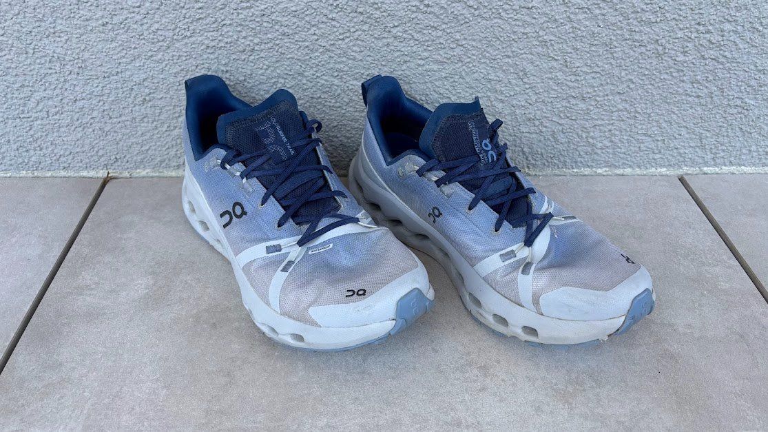On Herrenschuhe: ON Cloudsurfer Trail Waterproof - Grösse 44 – Gebraucht aus Bülach von Flurin_