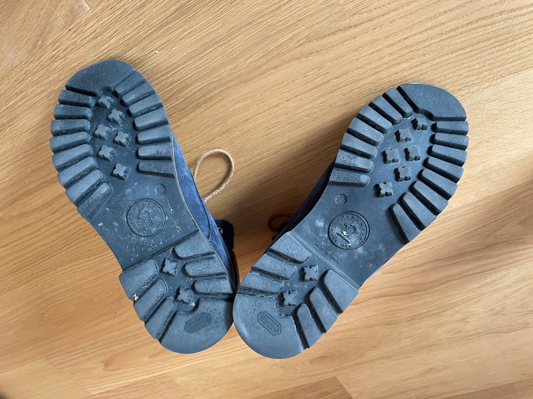 Panama Jack Damenschuhe: Warme Schuhe – Gebraucht aus Meilen von dada2007 2