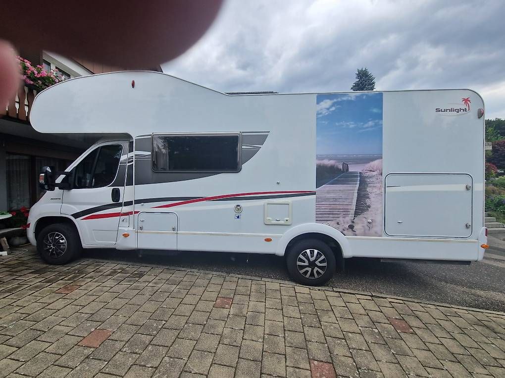 Mobilhome: Sunlight A70 inclusive Vorzelt – Usato da Wyssachen venduto da V12000 1