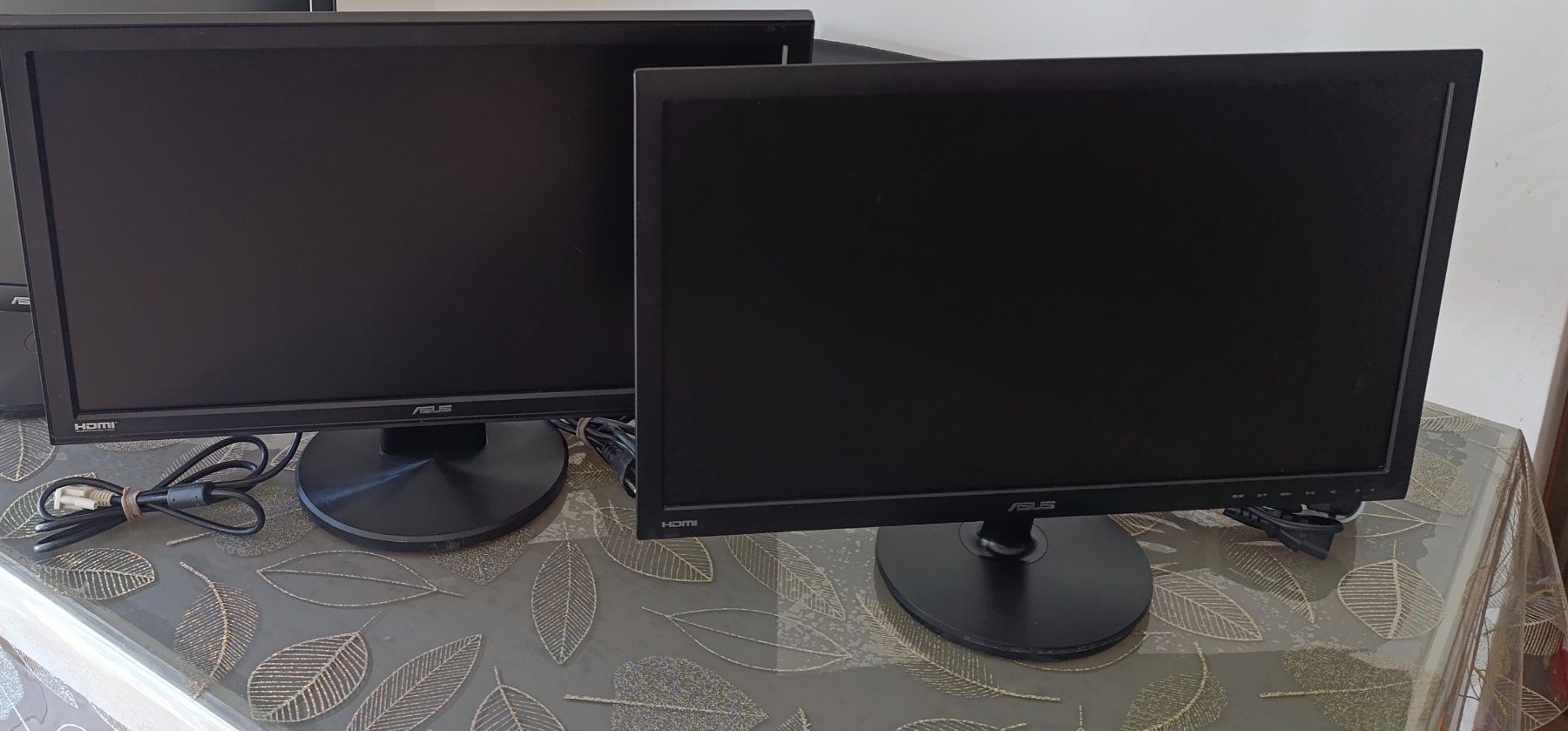 Asus Monitor: Ecrans ordinateur – Usato da Grugnay (Chamoson) venduto da Murphy2019