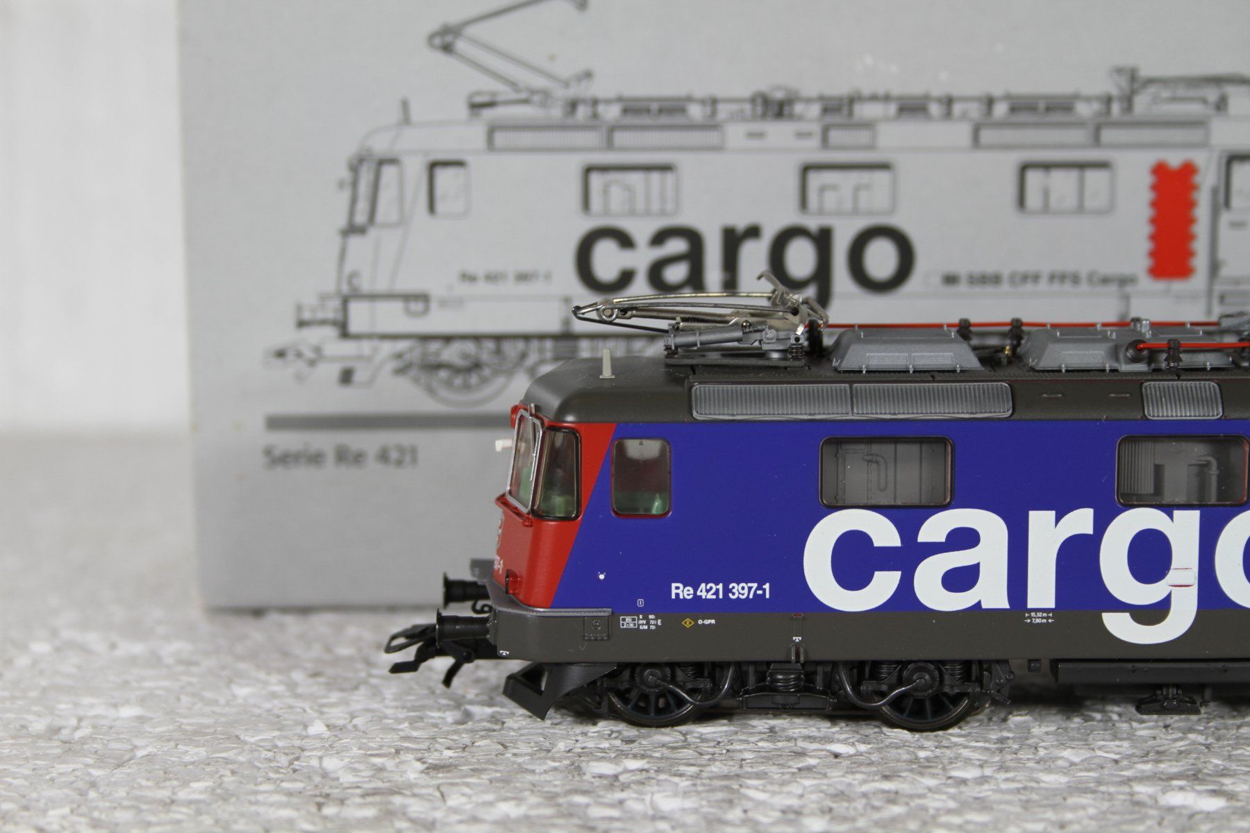 Märklin Modelleisenbahnen: Märklin 37345 SBB Cargo Re 421, Re 4/4 – Neu (gemäss Beschreibung) aus Triesen von cor_62ts 3
