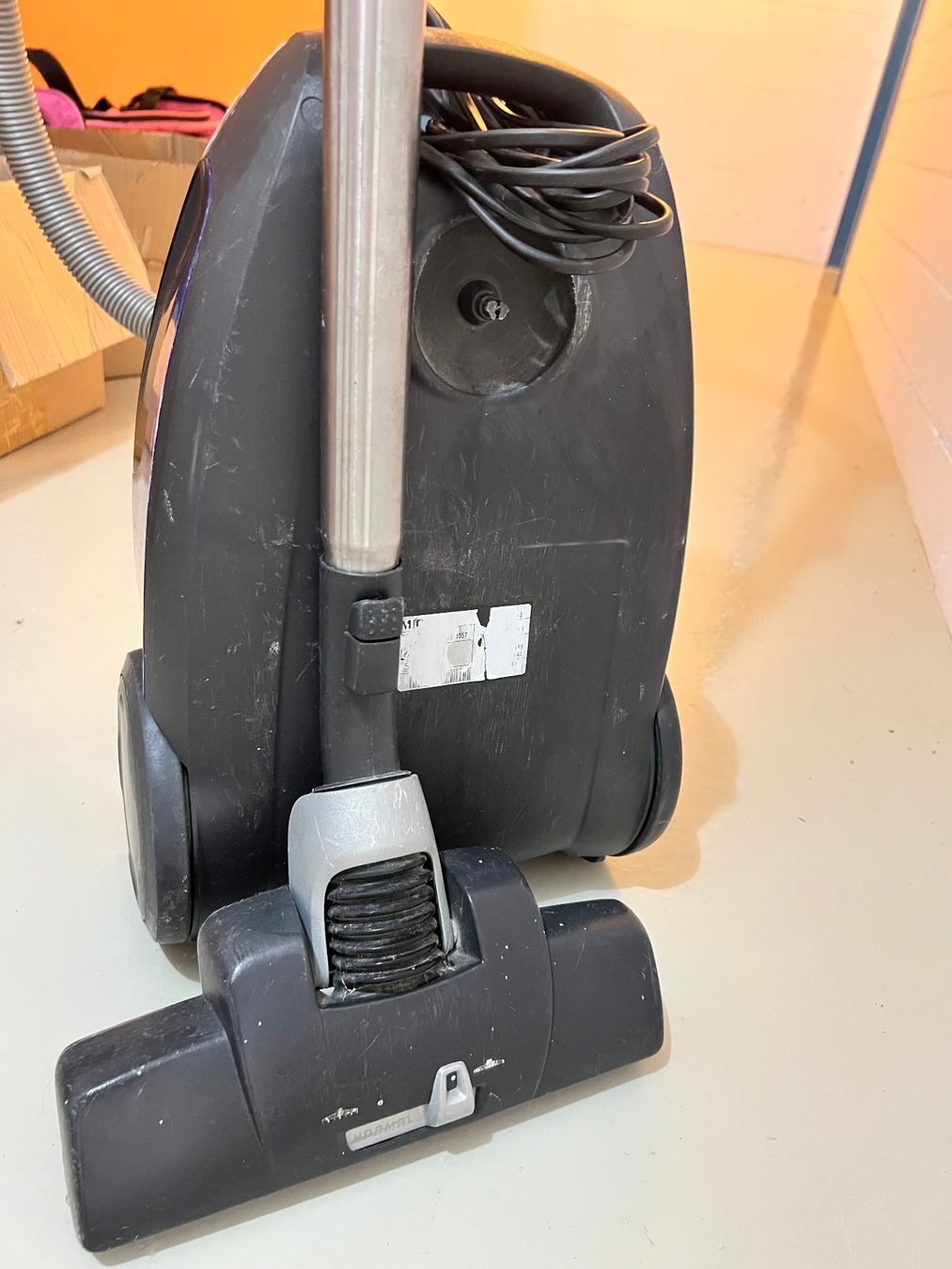 Aspirapolveri & Accessori: Migros Staubsauger gebraucht, alt – Usato da Rümikon AG venduto da Tati72 2