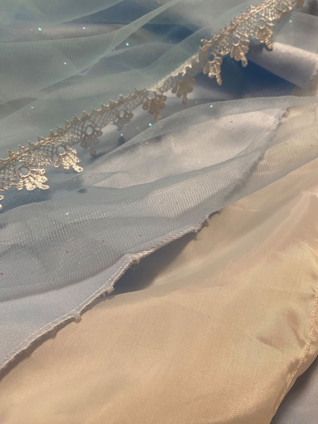 Vestiti & Gonne: blaues Festkleid Mädchen – Usato da Speicherschwendi venduto da ChHW 4