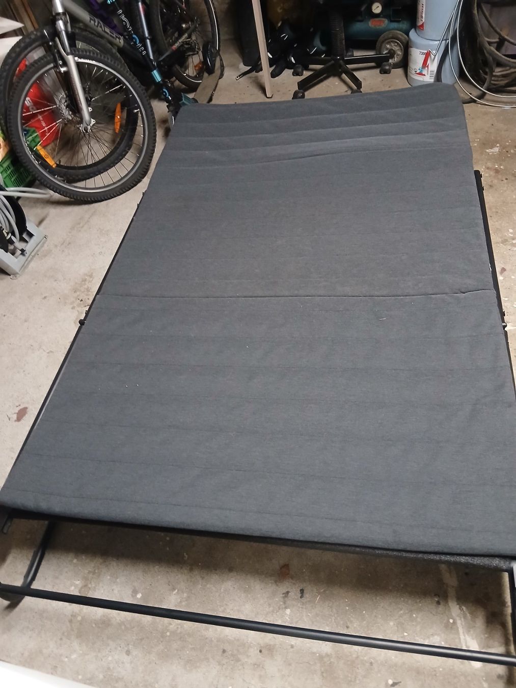 Ikea Sofas: Canapé-lit IKEA gris bon état – D'occasion à etoy par lolomessi10 2